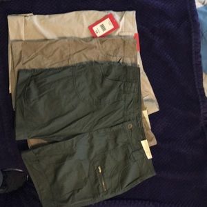 Women’s Cargo Shorts